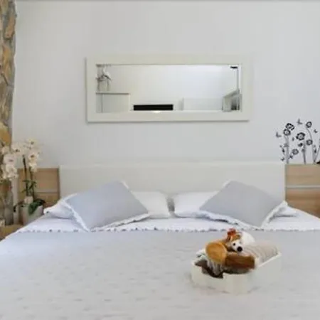 Three Bedroom With Pool * Drniš