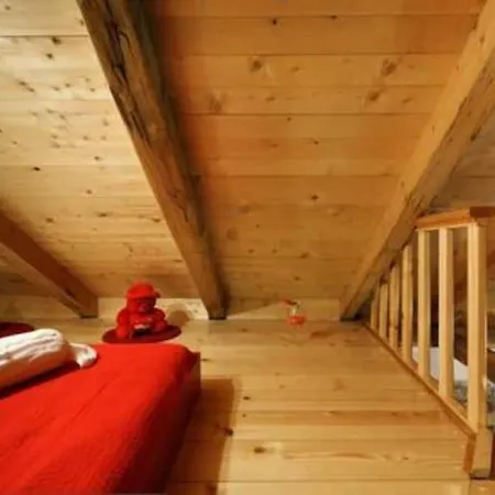 Prázdninový dům Three Bedroom With Pool *