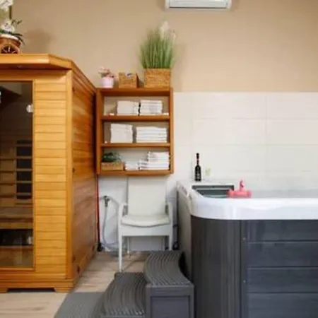 Three Bedroom With Pool